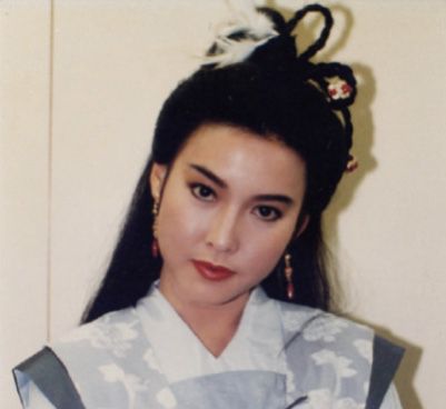 "最美紫衫龙王",和吴镇宇交往8年,今50岁容貌不输周慧敏|李婉华|金花