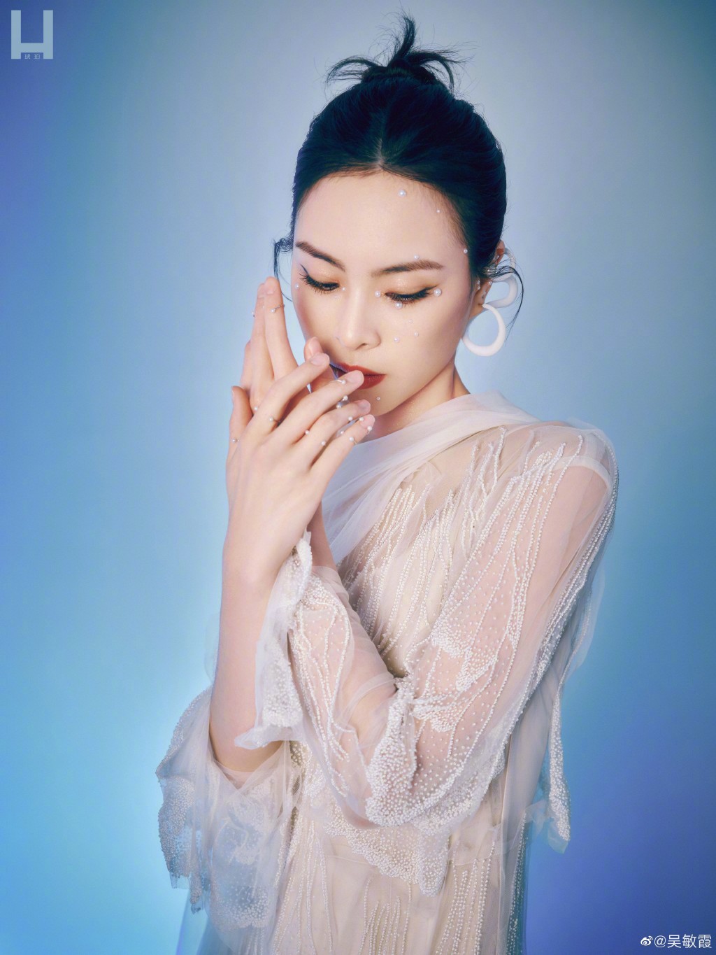 仙女在人间奥运冠军吴敏霞拍摄写真大片生娃后逆生长美出天际