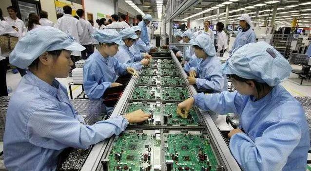 富士康印度工厂受疫情影响产能下降50％以上\或将导致iPhone缺货休闲区蓝鸢梦想 - Www.slyday.coM