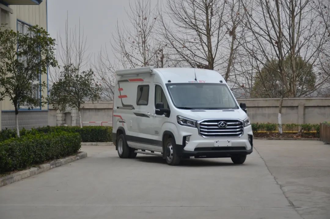 齐星大通v90浩大版商旅两用支持升降顶定制