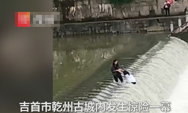 危险!湖南2名女孩水坝拍照被激流冲走,搜救1小时后获救休闲区蓝鸢梦想 - Www.slyday.coM