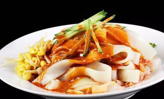 西安风味小吃"麻酱凉皮",你吃过吗?|凉皮|麻酱|辣子_新浪新闻