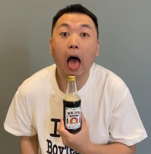 向佐亲自回应药水哥挑衅,就连向太也是闻讯而来:谁要干掉我儿子
