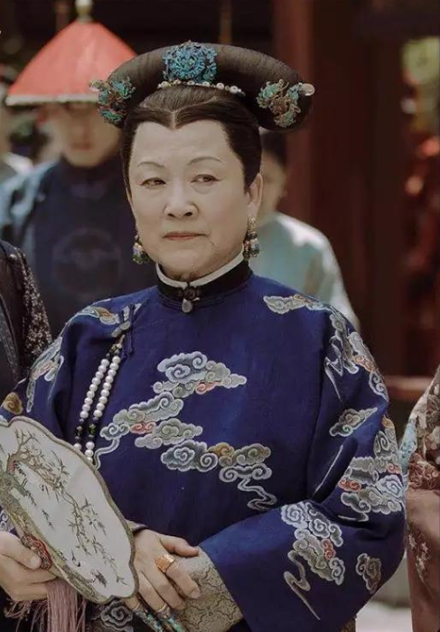宋春丽在2018年出演了电视剧《延禧攻略》饰演皇太后,受到了很多的