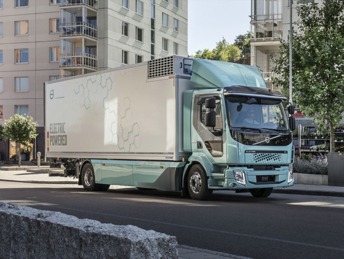 的观点,考虑到他的公司刚刚与德国卡车制造商建立了一个氢气合资企业