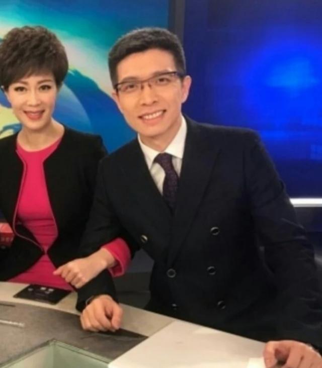 主持人朱广权拆撒贝宁台称对方骗薇娅白发抢镜精神好