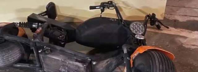 成都一电瓶车爆燃瞬间吞噬电梯导致多人受伤 需出台相关制度杜绝休闲区蓝鸢梦想 - Www.slyday.coM