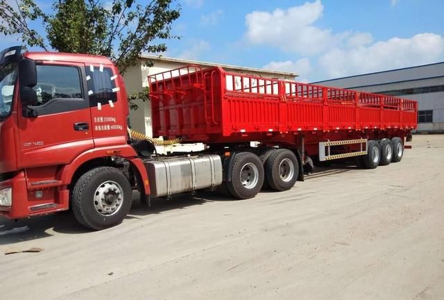 这是一种商用的车辆,采用特殊的装置用于牵引半挂车,由牵引头和挂车