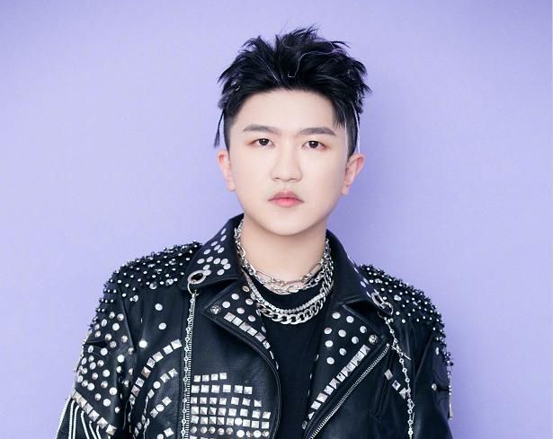 集资暴打的张大大,他靠什么混到人人喊打