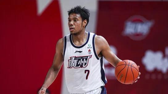 4消息!孙铭徽示爱赵睿,男篮集训规模,祝铭震入男篮集训队