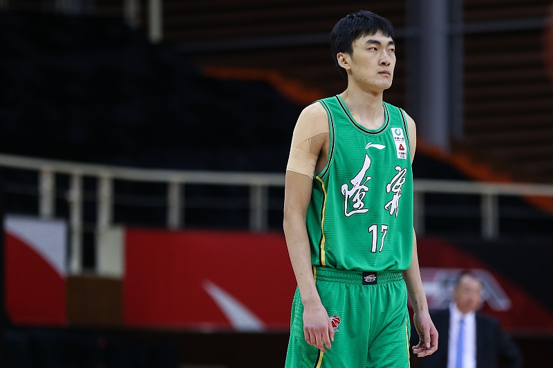 为主力球员的情况下,俞泽辰和马壮分别获得27分钟和19分钟的出场时间