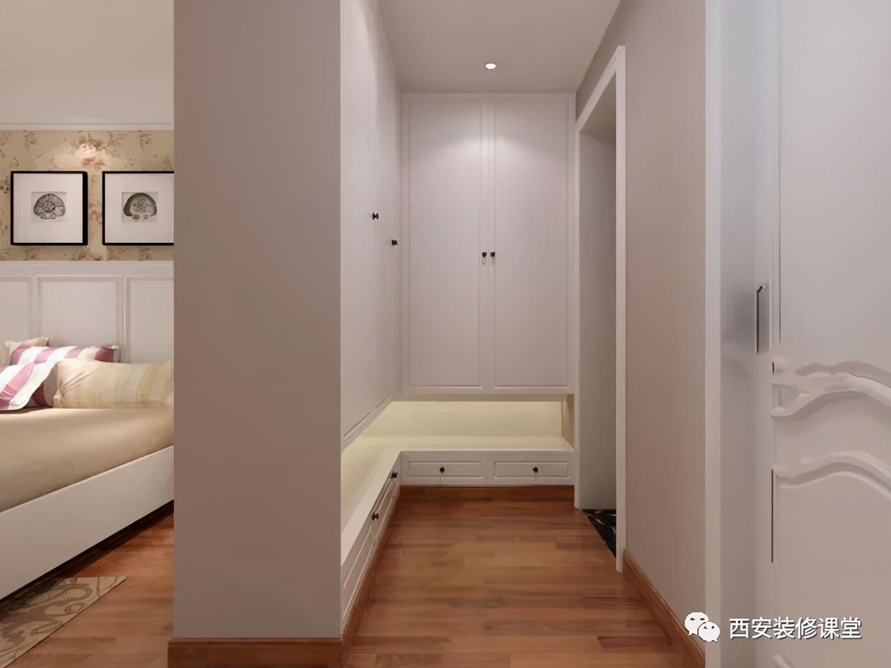 当然如果不在意床对着卫生间门的话,也可以采用上图的做法,空间更大