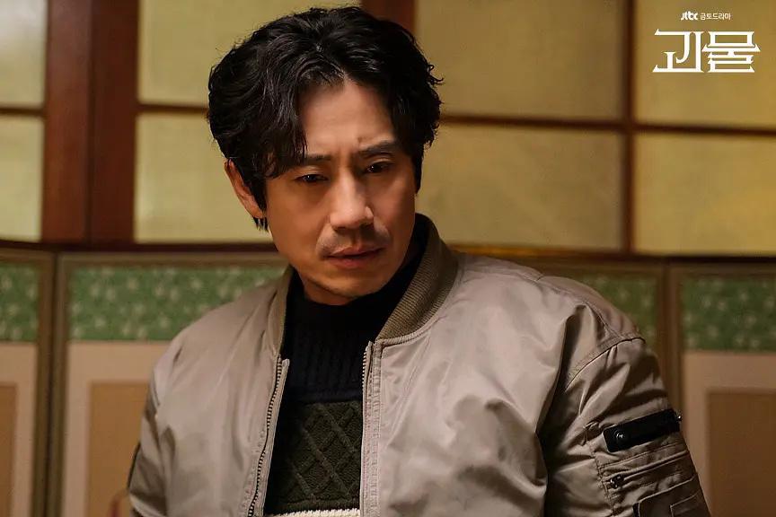 tv部门男子最优秀演技奖:申河均《怪物》|申河均|怪物|百想艺术大赏