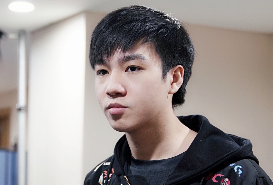 严君泽我最遗憾的是17年如果当时我有18年的实力就夺冠了