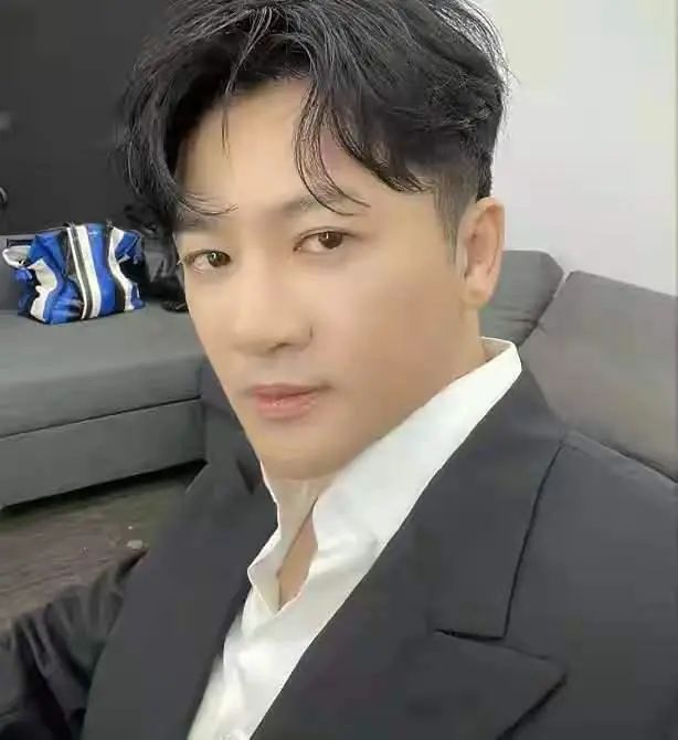 苏有朋快成第二个陈志朋了