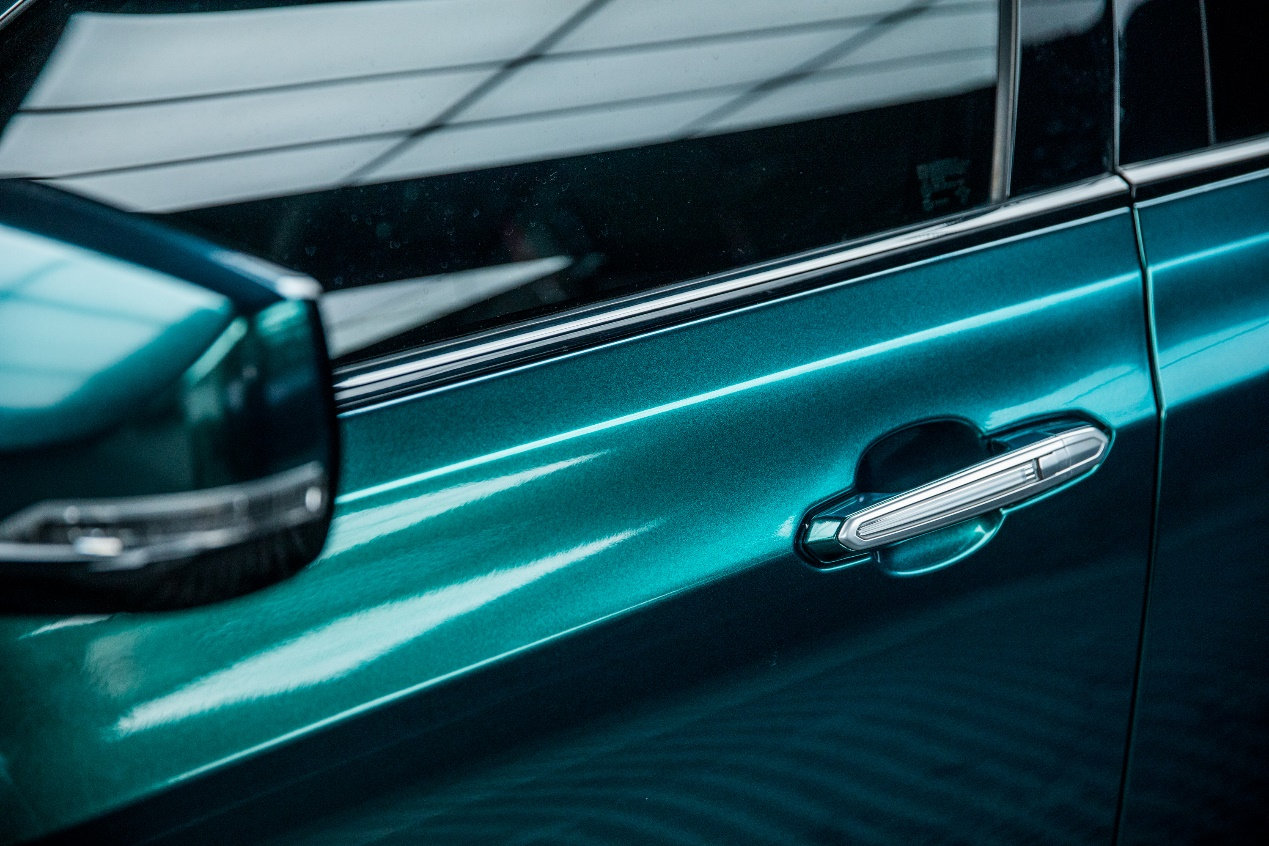 膜呗改色案例:凯迪拉克ct6改色皇家绿 真的是贵气十足