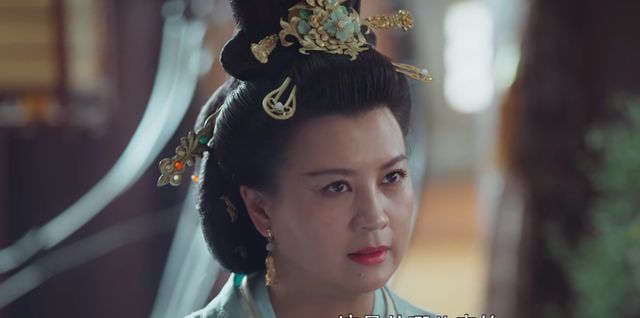 御赐小仵作为什么哥哥是将军弟弟是王爷 萧瑾瑜和萧瑾璃不是亲兄弟都是亲生的吗