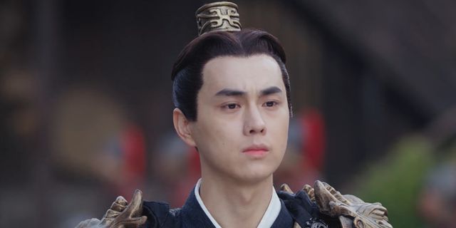 御赐小仵作为什么哥哥是将军弟弟是王爷 萧瑾瑜和萧瑾璃不是亲兄弟都是亲生的吗