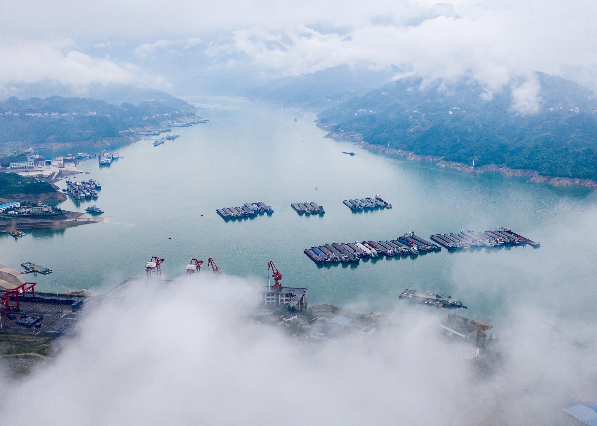 三峡水库水位消落为汛期抗洪做准备