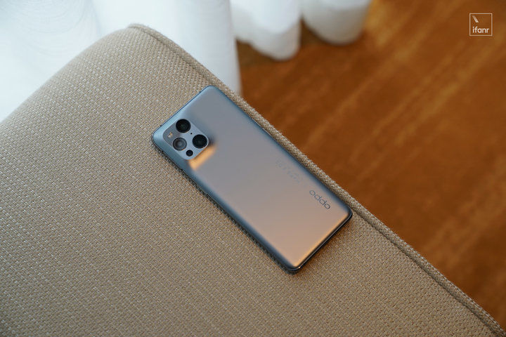 图赏oppo find x3 pro火星探索版:集未来美学与宇宙浪漫于一体__财经
