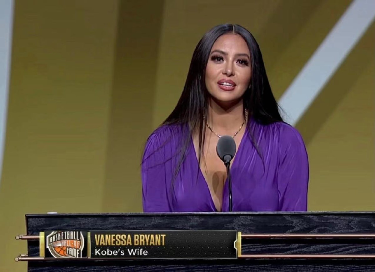 看了瓦妮莎的演讲,就知道科比为啥选她!他们的爱情故事令人感动