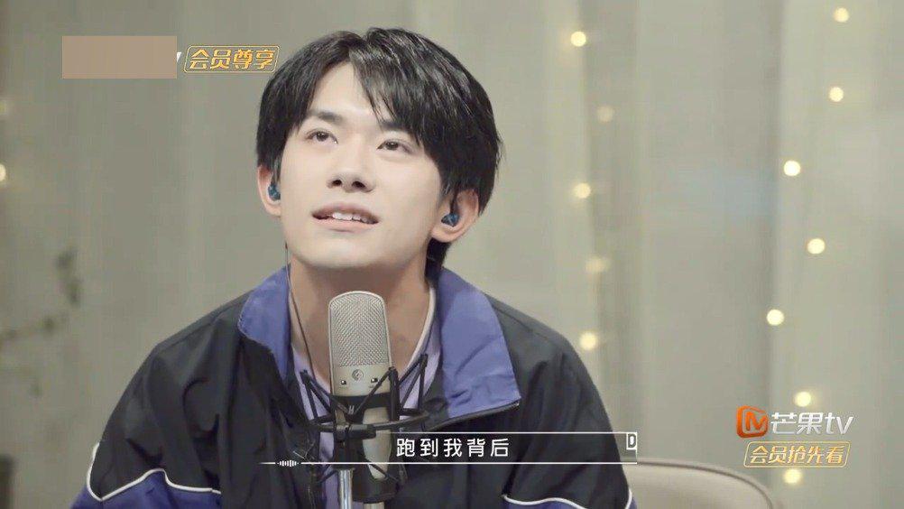 真人秀:李俊濠谈千玺的成长变化 娜姐赞扬两人主持风格清新