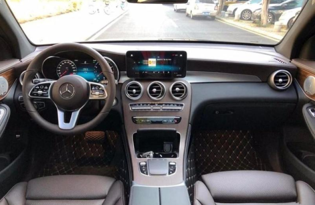 glc从加价到跌4.5万,30天卖了13148辆