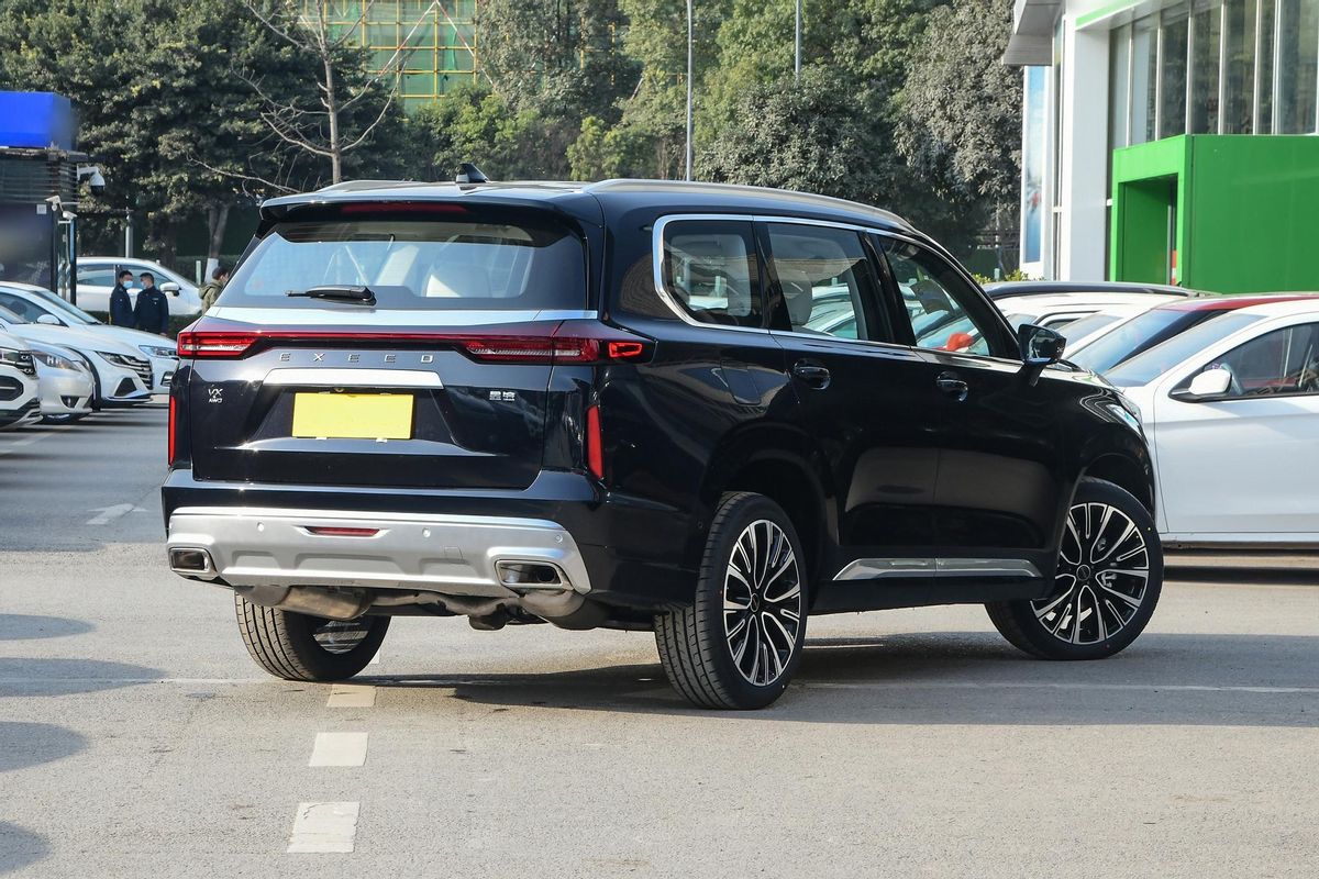 奇瑞的旗舰suv星途揽月轴距2米9配20t配置高但价不高