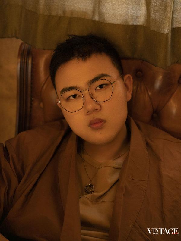 用音符写成心里的自己 歌手耿佳贺最新大片释出|音符|大片|耿佳贺