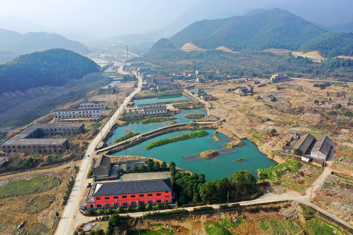 建设中的奉化葛岙水库,移民区终将被淹没,最后的纪念