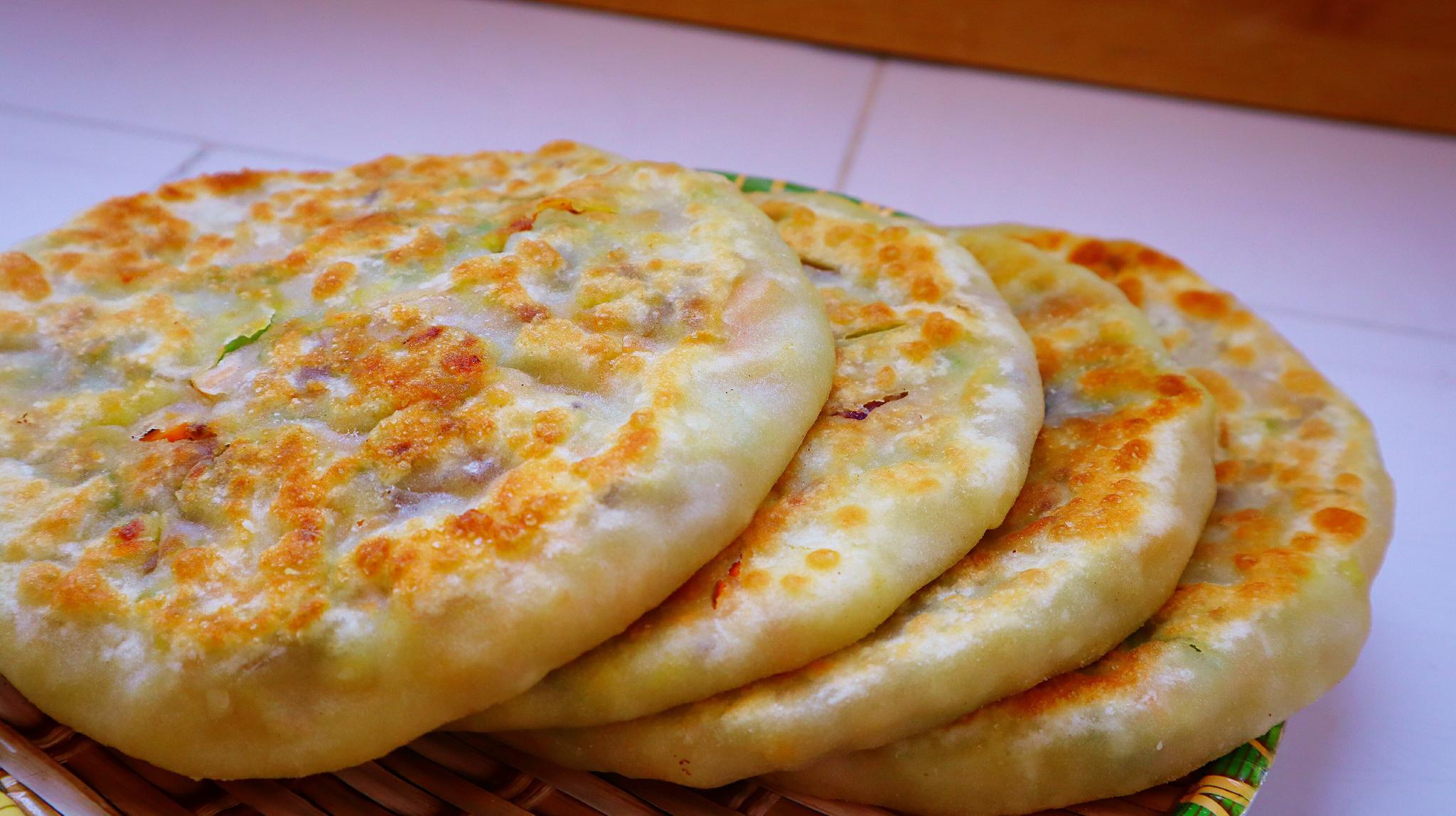 原来洋葱猪肉馅饼这样做更美味香气四溢超好吃孩子们馋得不行