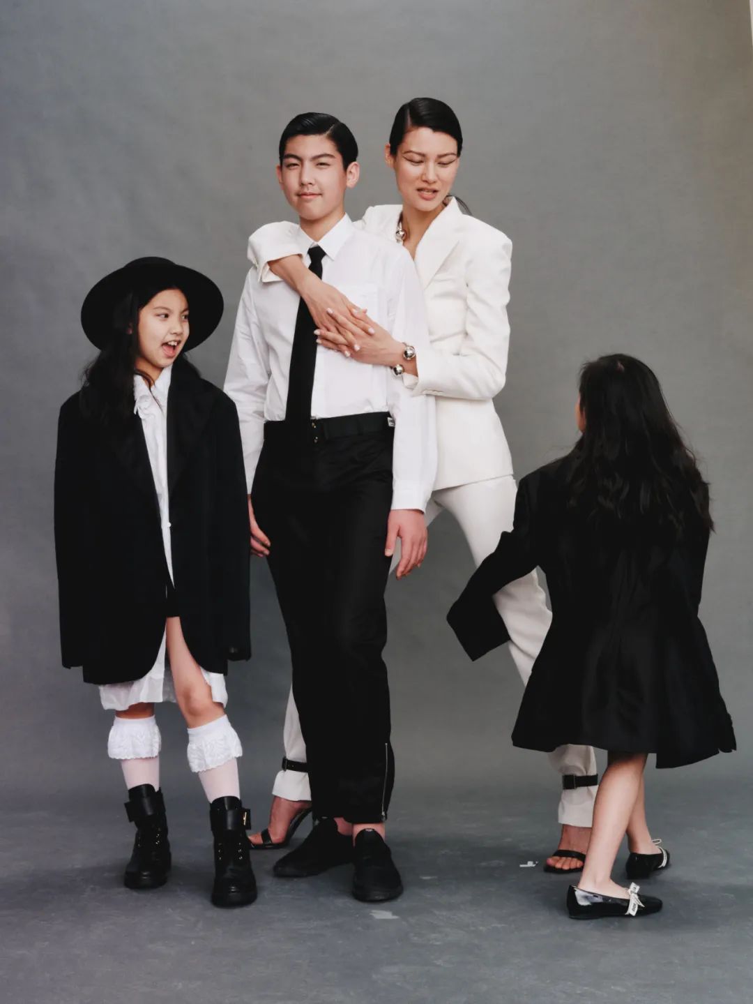 登上vogue创刊号封面的中国超模是她