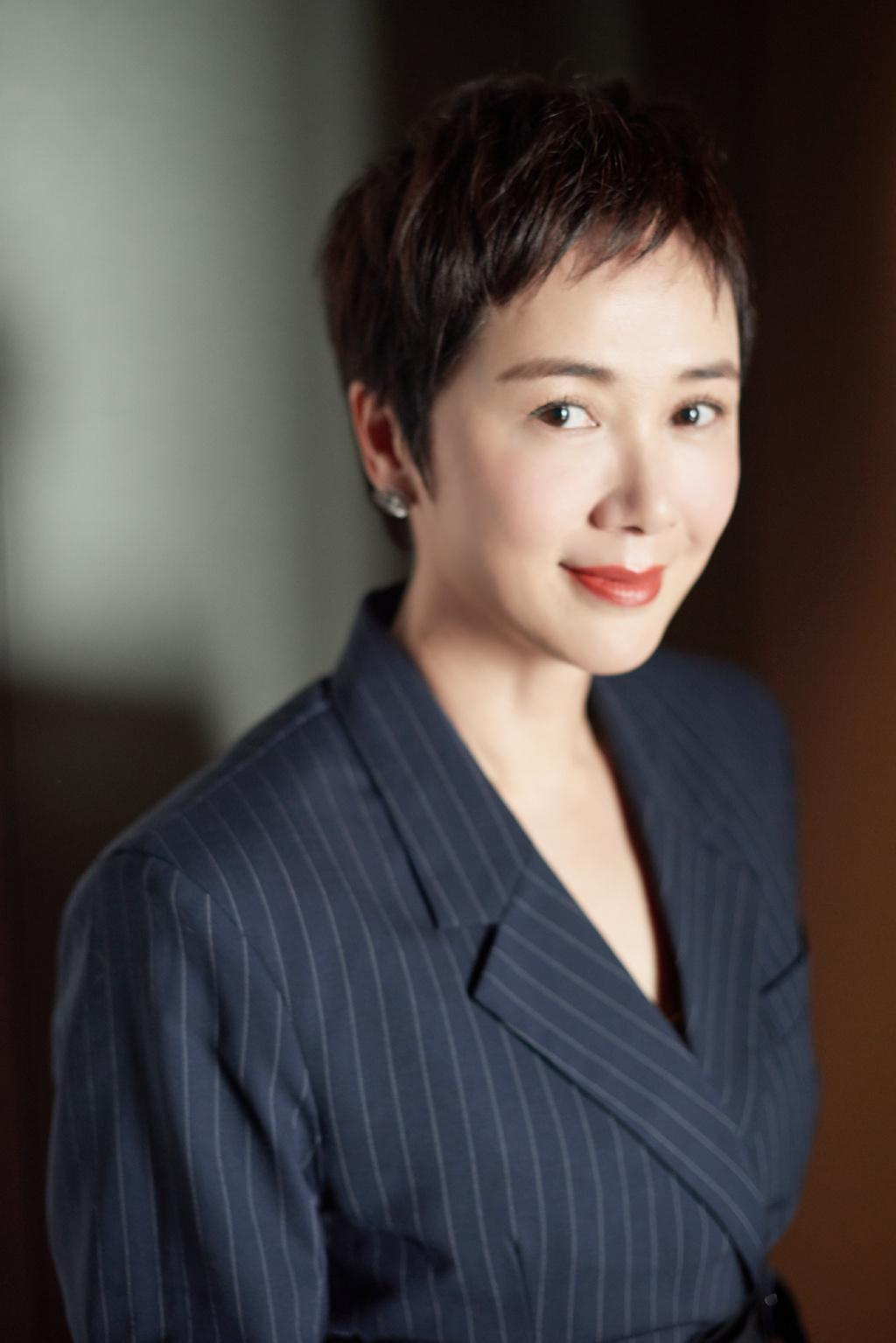 换另外3款更减龄,人都洋气了不少|短发|发型|蒋雯丽_新浪新闻