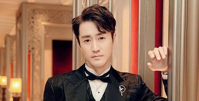 不是情侣胜似情侣毛晓彤杨玏再合作新片年底上映甜到出汁