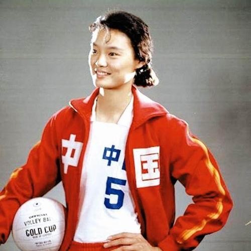 昔日女排队长孙晋芳,为中国体育事业奋斗终生,65岁病痛缠身