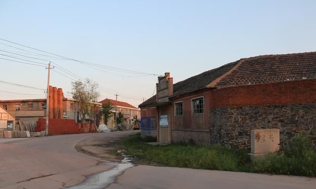 看图埠落和窑头海阳市留格庄镇两个村庄的实景