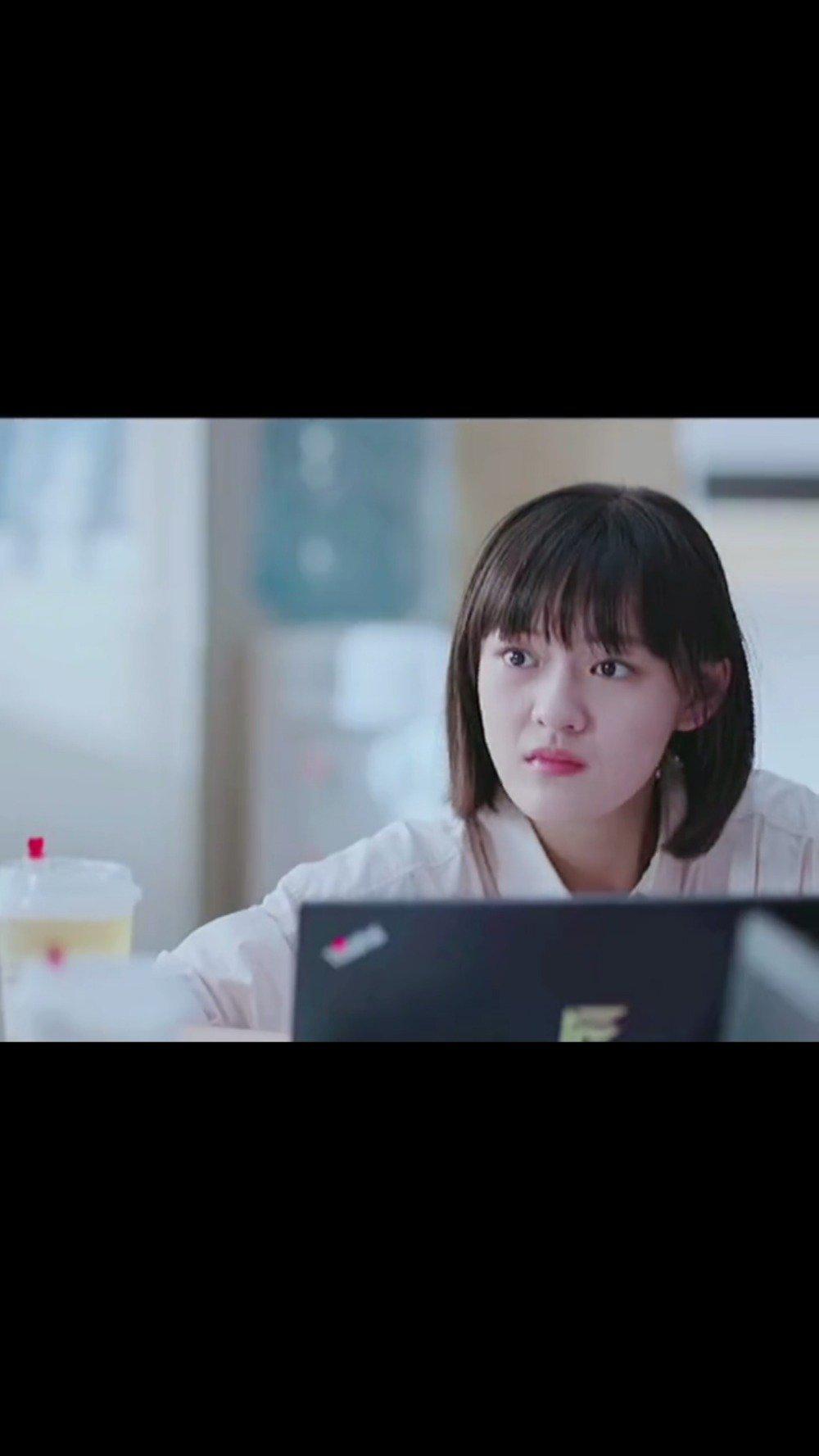 抽奖环节顾飞为了让冬娜心安理得的拿着手机