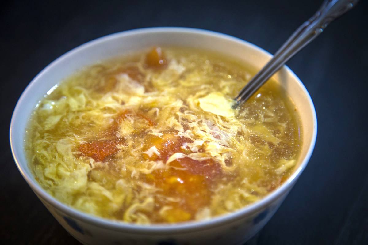 学会这样做榨菜肉丝蛋花汤美味解馋而且营养丰富孩子特喜欢