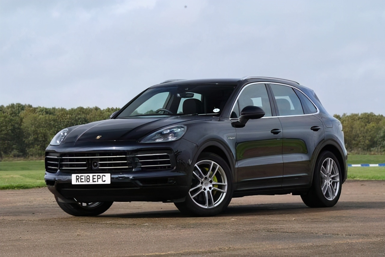 纯电动版保时捷macan即将到来新车正在路试将于2023年上市