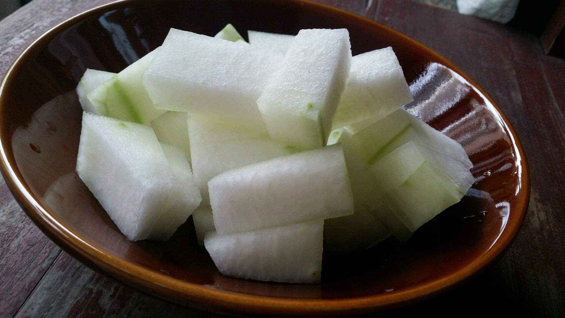 教你营养好喝的冬瓜枸杞鸭腿汤美味解馋吃一次就让人念念不忘