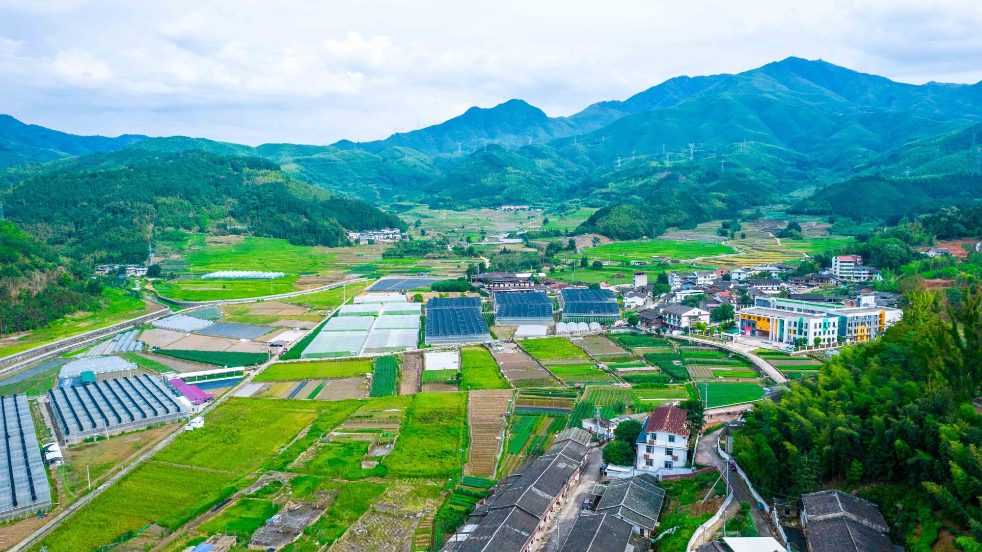 福建有个因100多栋造型古朴的骑楼,而远近闻名的世外桃源|洋溪镇|骑楼