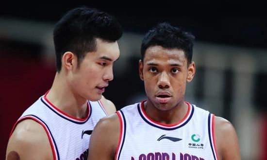 混血儿祝铭震:第一年打职业联赛就成国手|辽宁队|祝铭震|cba_新浪新闻