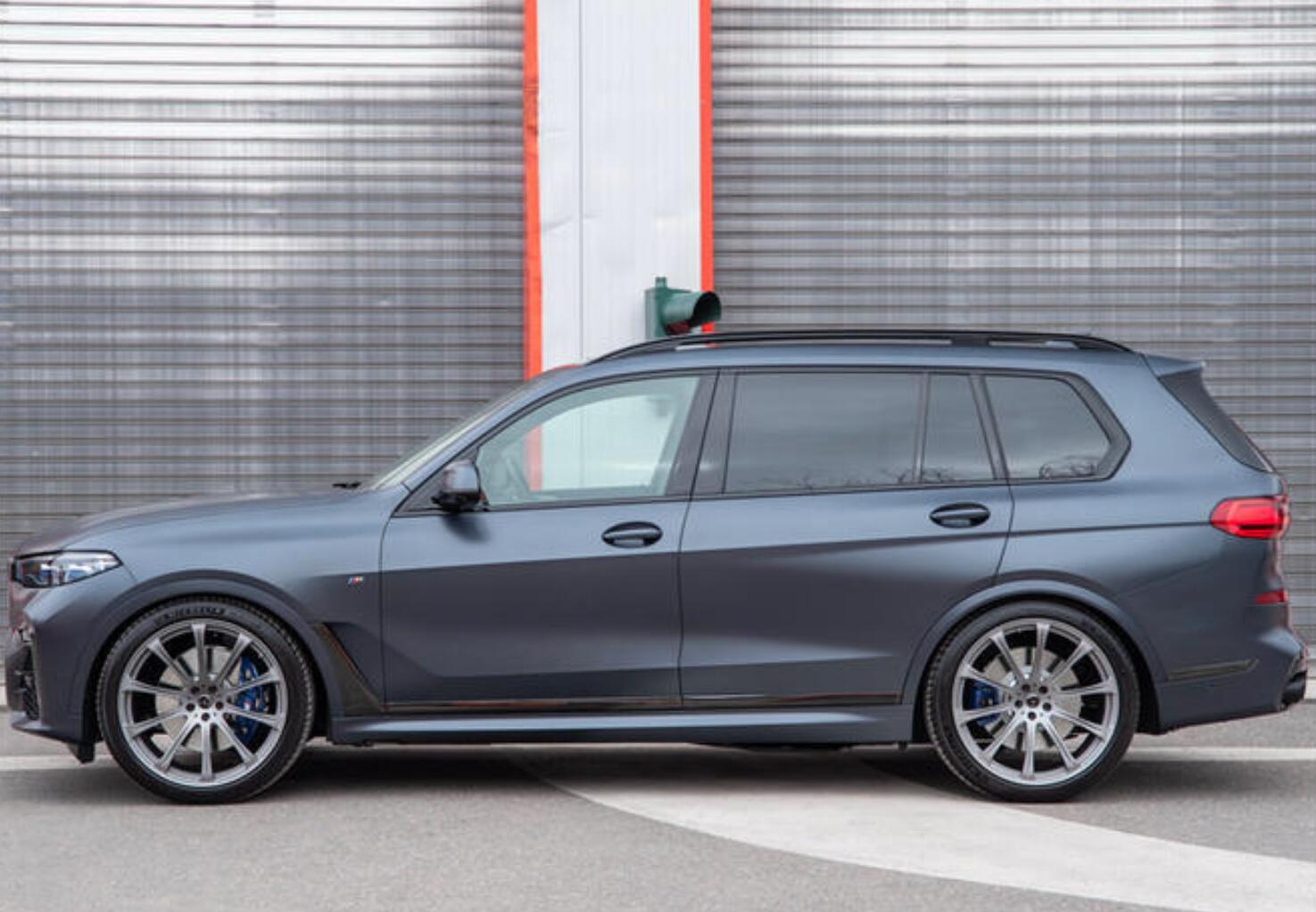 宝马x7改装版实拍曝光全球限量500台