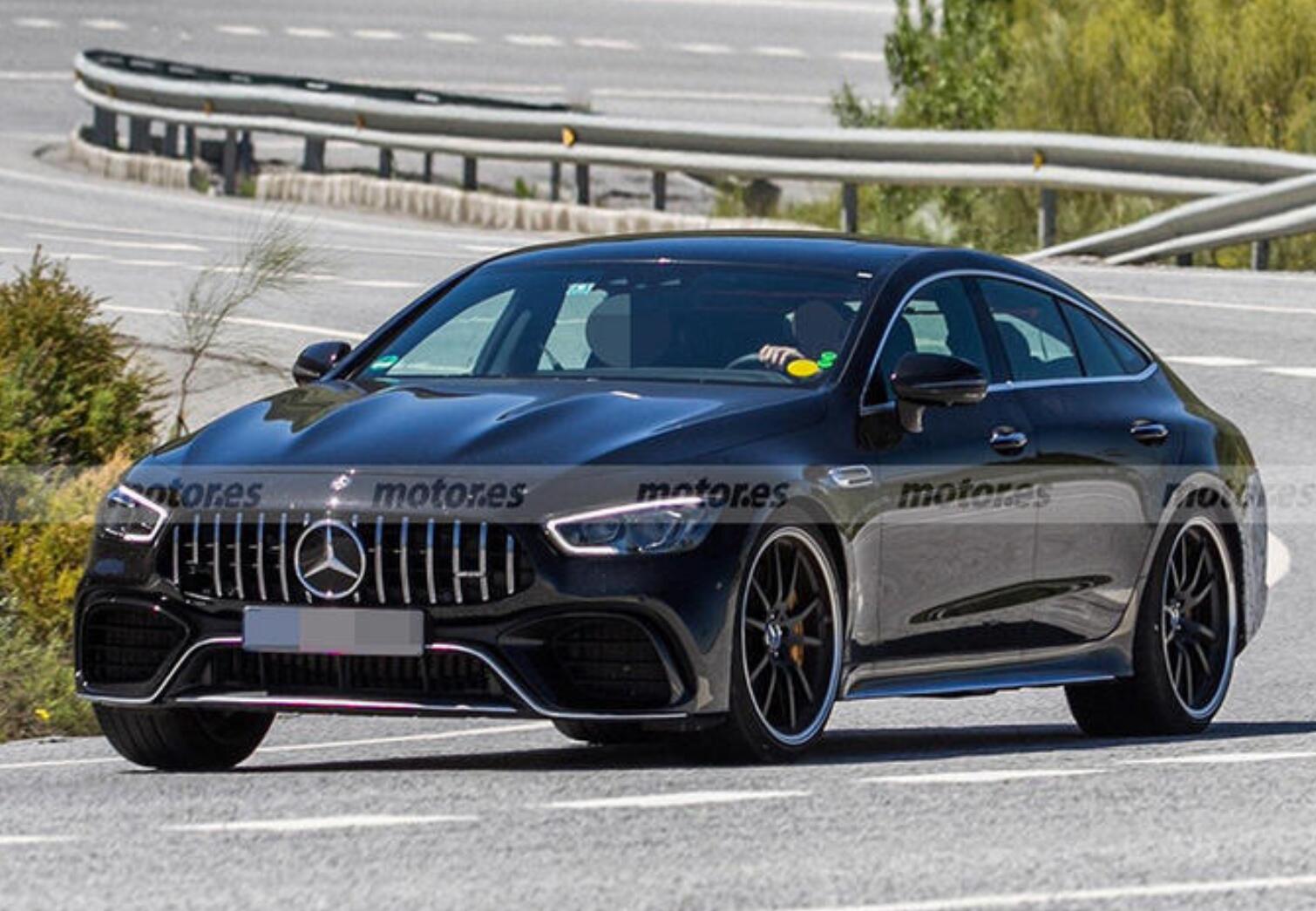 梅赛德斯-amg gt 73 e谍照曝光 零百加速或在3秒内