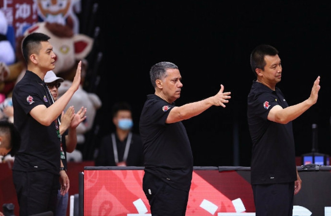 卢伟走后马丁内斯又很难留队,升级非常有必要|卢伟|马丁内斯|辽宁队