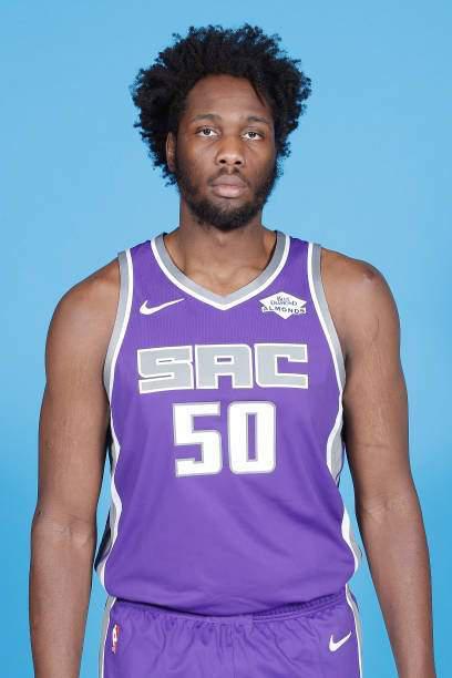 身高2米06天赋力压库兹马离开nba1年狂长120斤他怎么了