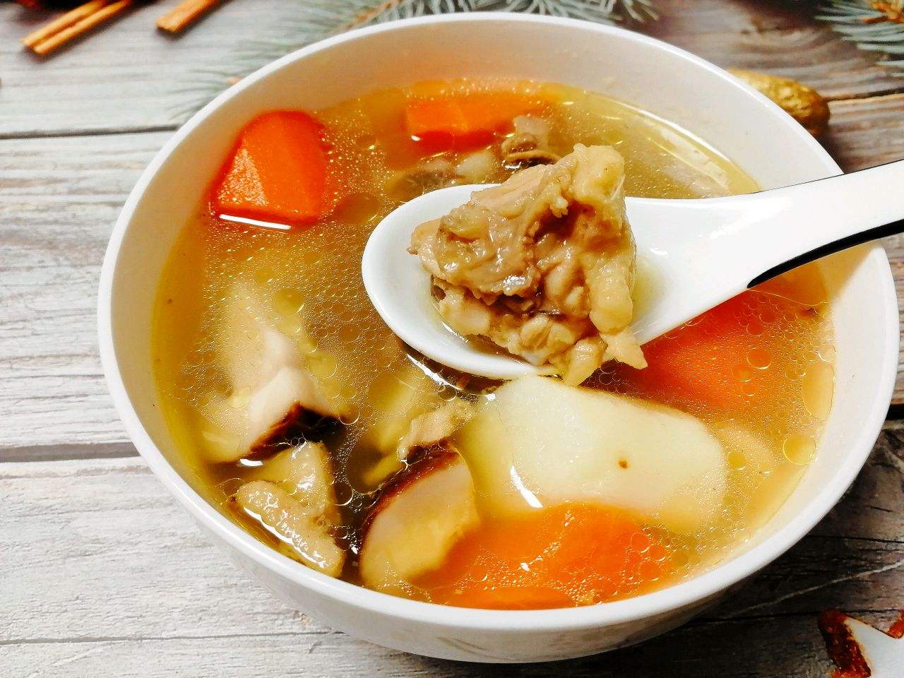 爱吃鸡肉的朋友要留意了,教你营养好吃的胡萝卜炖鸡,总也吃不腻|营养