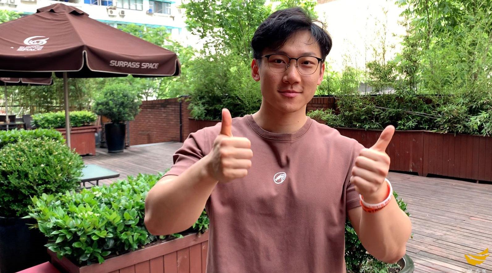 健香蕉荷尔蒙工厂ifbb pro大来宾-小萝卜