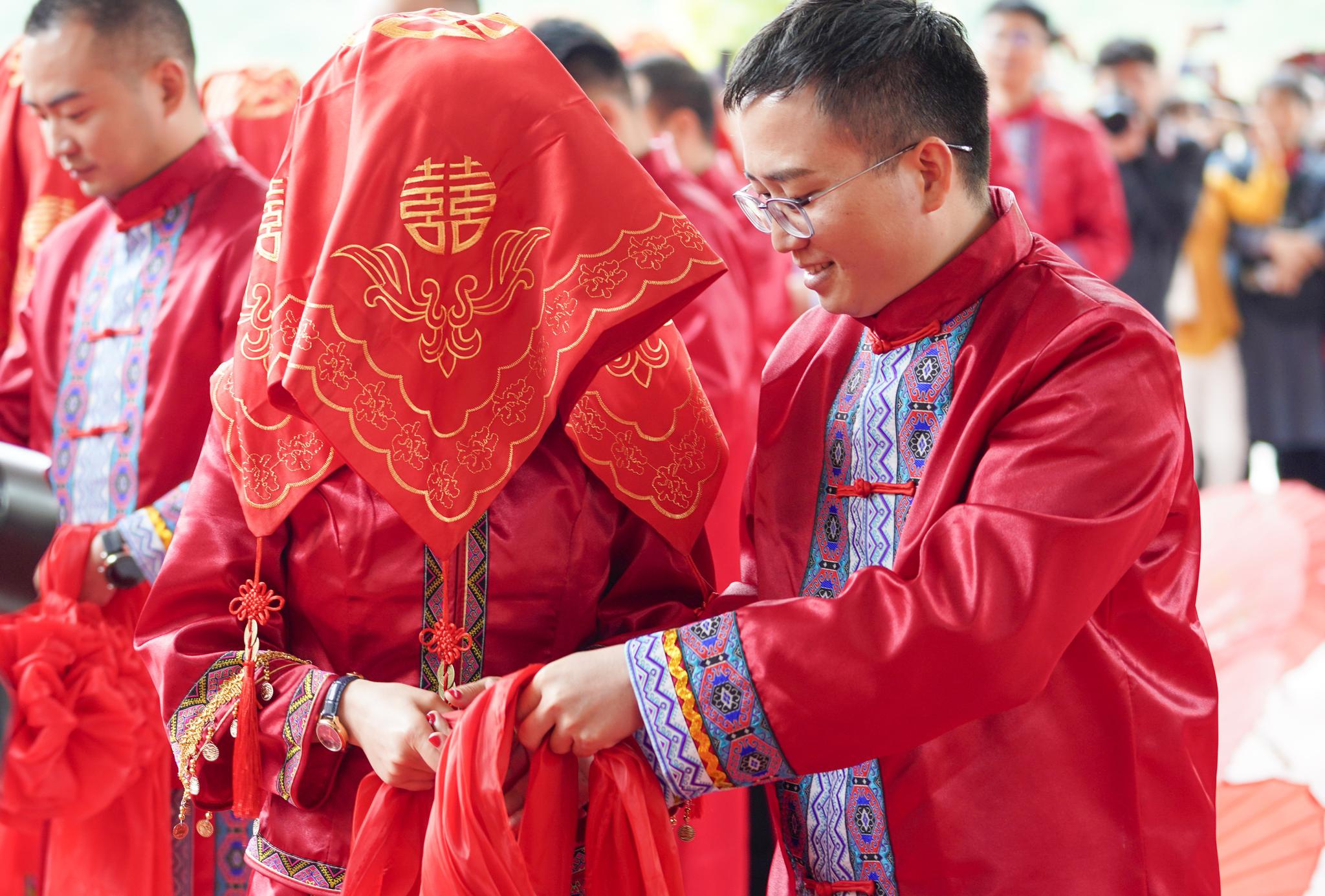 小蜜蜂酿造乡村甜蜜生活|石柱|重庆市_新浪新闻