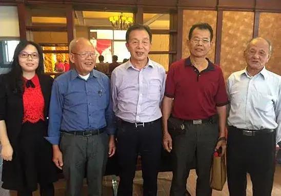 中国卫生巾之父交棒子承父业许连捷长子许清流接力恒安总裁